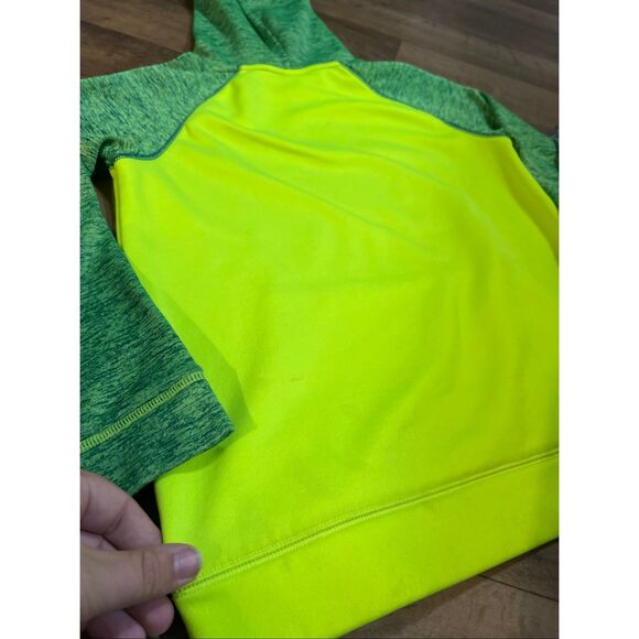 Under Armour Sweatshirt And T-Shirt Bundle Youth Size Medium FLAWED - Picture 12 of 13